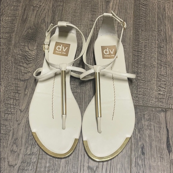 DV by Dolce Vita Shoes - DV Dolce Vita Flat Sandals
